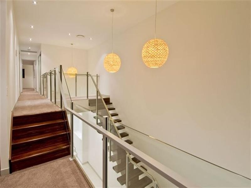 8006A Vista Drive, Benowa QLD 4217