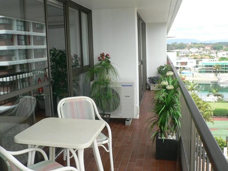 25 ‘Kings Row South’, 18 Commodore Drive, Surfers Paradise QLD 4217