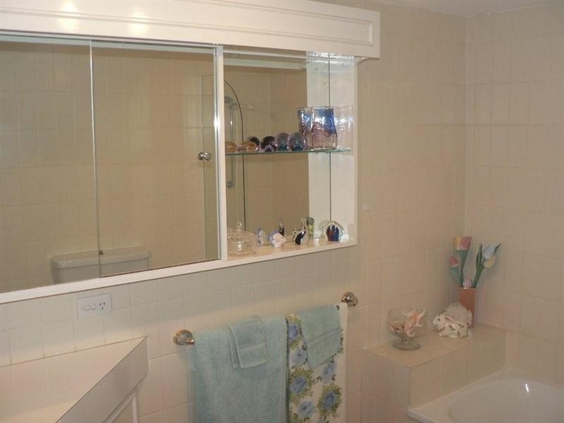 25 ‘Kings Row South’, 18 Commodore Drive, Surfers Paradise QLD 4217