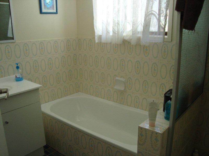 2/11 Jubilee Street, Broadbeach QLD 4218