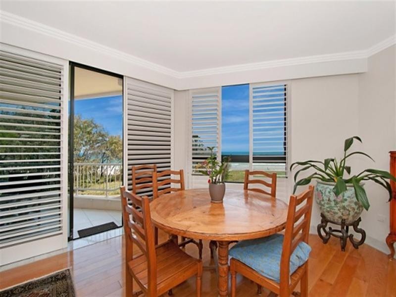 2 ‘On the Park’, 255 Hedges Avenue, Mermaid Beach QLD 4218