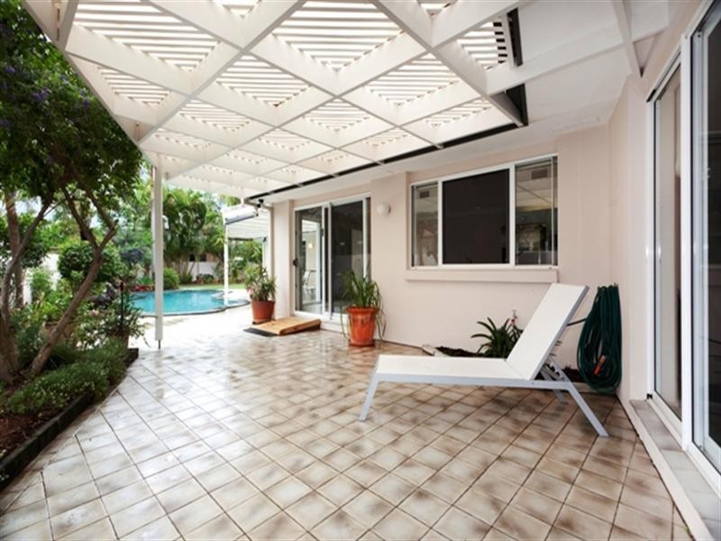 37 Charolais Crescent, Benowa QLD 4217