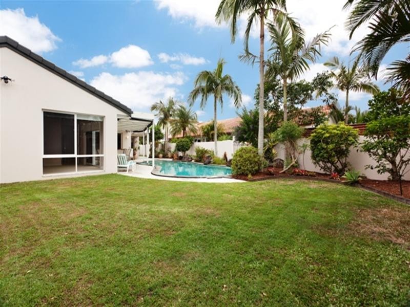 37 Charolais Crescent, Benowa QLD 4217