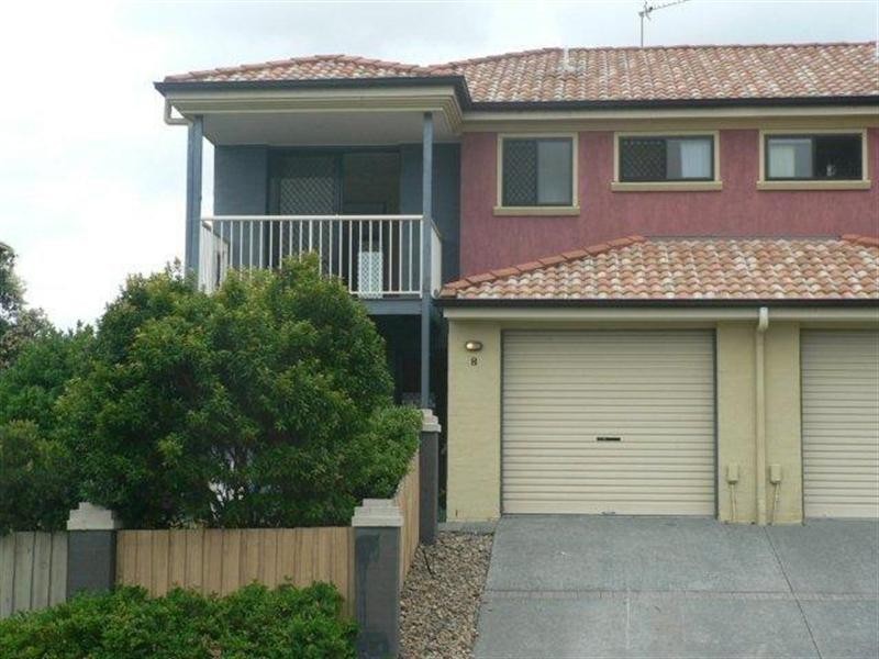 8/31 Archipelago Street, Pacific Pines QLD 4211