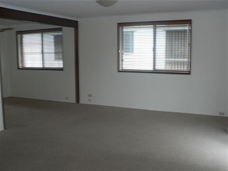 2/26 Glenelg Avenue, Mermaid Beach QLD 4218