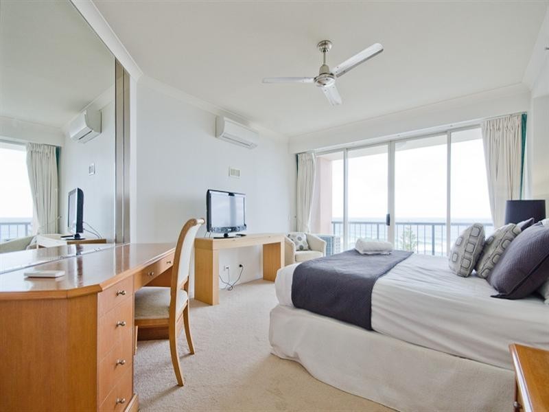 40 ‘Oceana’ 100 Old Burleigh Road, Broadbeach QLD 4218