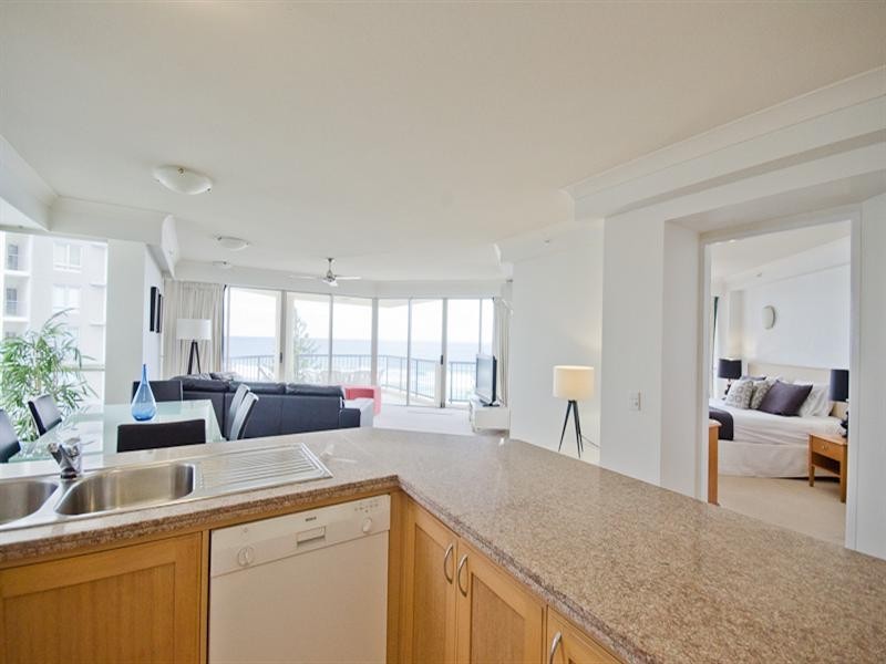 40 ‘Oceana’ 100 Old Burleigh Road, Broadbeach QLD 4218