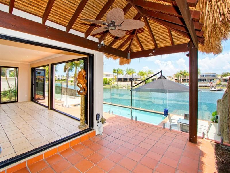 30 Tosti Street, Sorrento QLD 4217