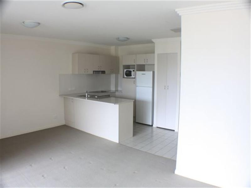 12/6-10 Rose Street, Southport QLD 4215