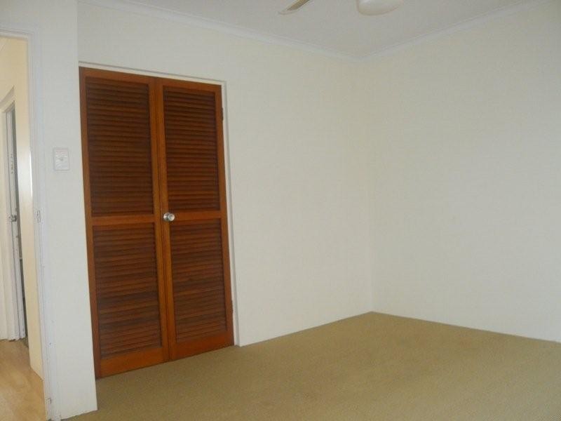 18/171 Old Burleigh Road, Broadbeach QLD 4218