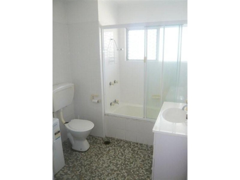 18/171 Old Burleigh Road, Broadbeach QLD 4218