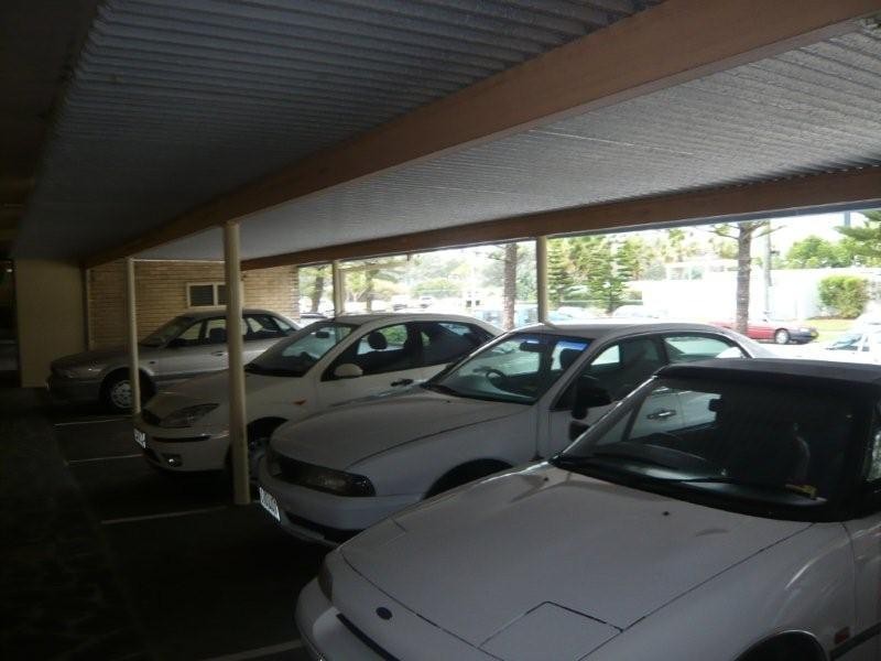 18/171 Old Burleigh Road, Broadbeach QLD 4218