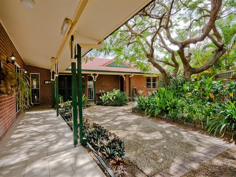 23 Montserrat Court, Clear Island Waters QLD 4226