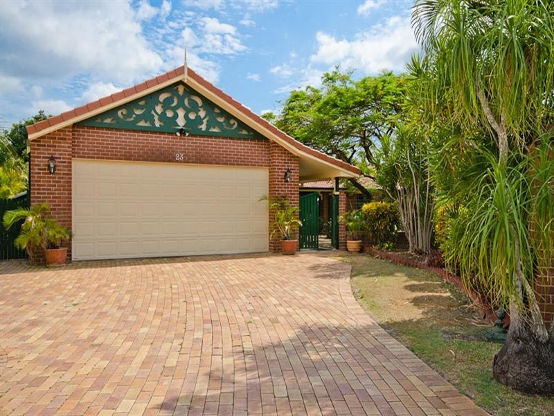 23 Montserrat Court, Clear Island Waters QLD 4226