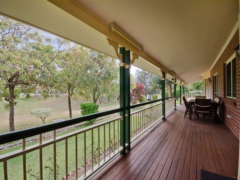 23 Montserrat Court, Clear Island Waters QLD 4226