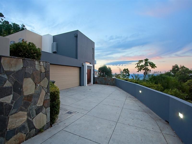 37 West Street, Burleigh Heads QLD 4220