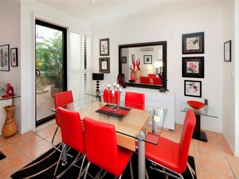 1 ‘Casa Alba’, 19 Jubilee Avenue, Broadbeach QLD 4218