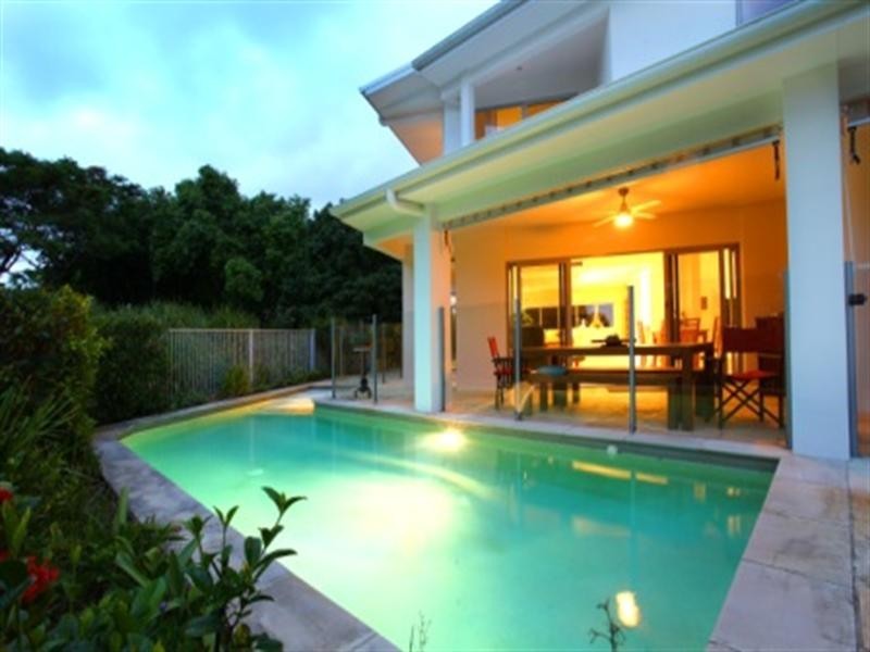 52 Lakelands Drive, Merrimac QLD 4226