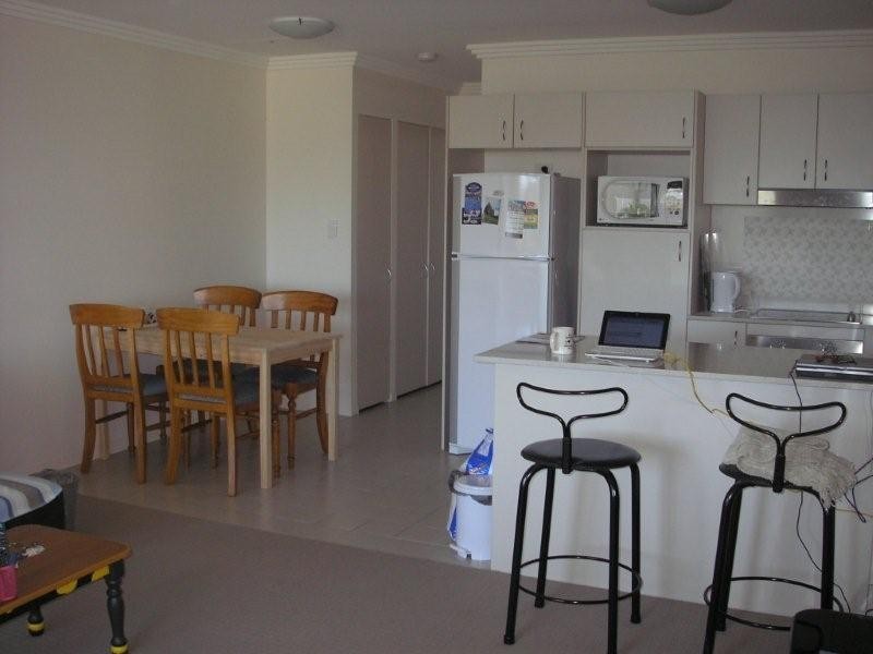 22/6-10 Rose Street, Southport QLD 4215