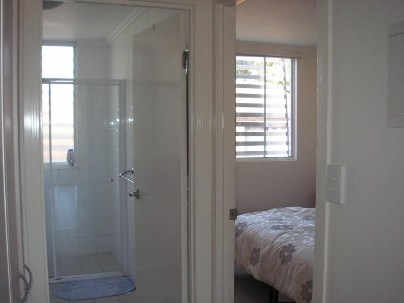 22/6-10 Rose Street, Southport QLD 4215