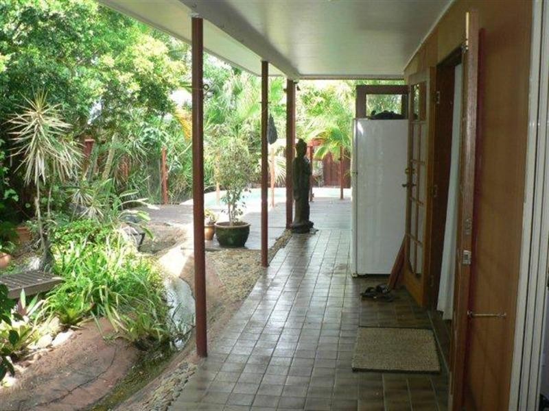 250 Benowa Road, Benowa QLD 4217