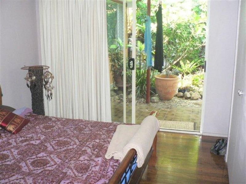 250 Benowa Road, Benowa QLD 4217