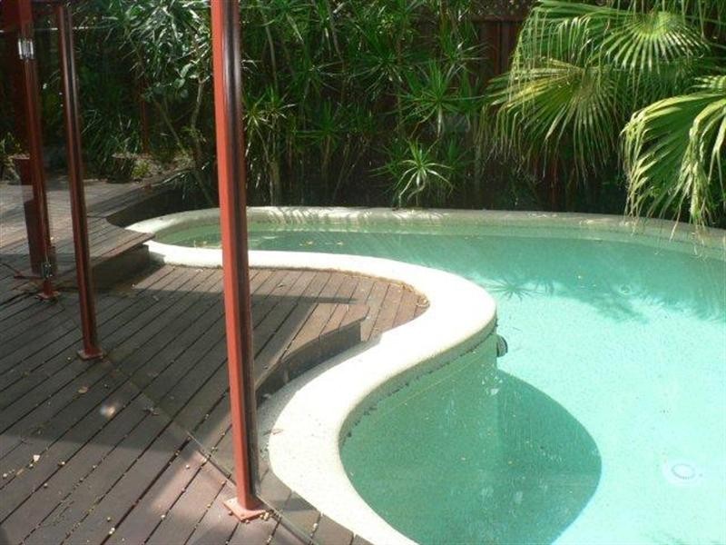 250 Benowa Road, Benowa QLD 4217