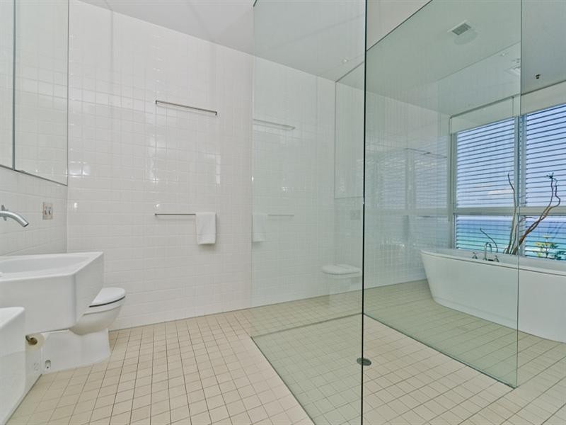 502 ‘Air on Broadbeach’ 159 Old Burleigh Road, Broadbeach QLD 4218