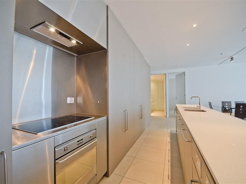 502 ‘Air on Broadbeach’ 159 Old Burleigh Road, Broadbeach QLD 4218