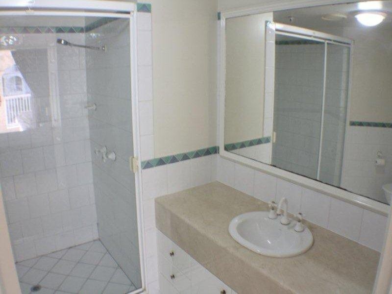 9/7 Elkhorn Avenue, Surfers Paradise QLD 4217