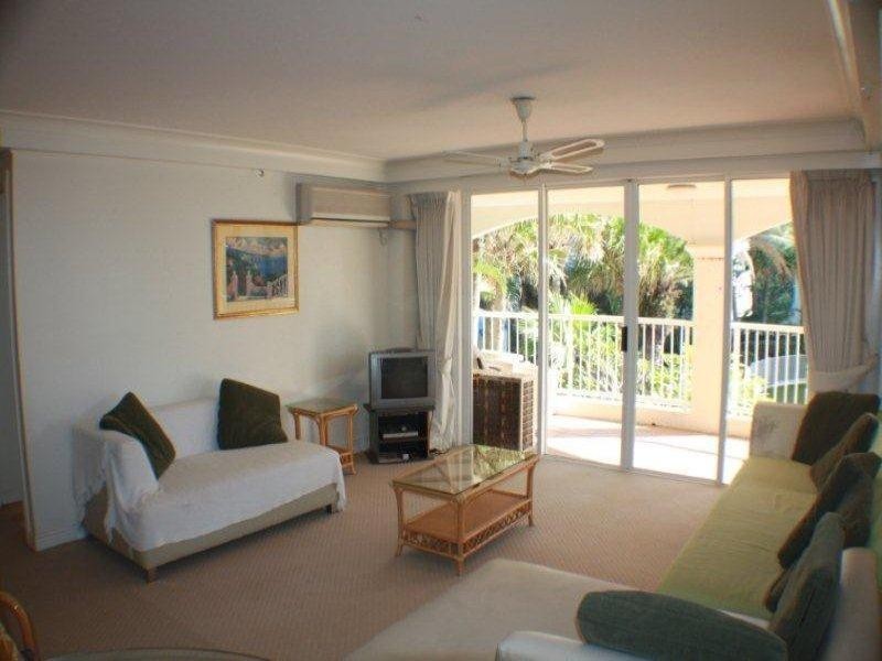 9/7 Elkhorn Avenue, Surfers Paradise QLD 4217