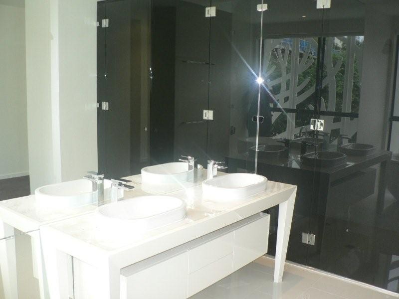 10004 The Boulevade, Benowa QLD 4217