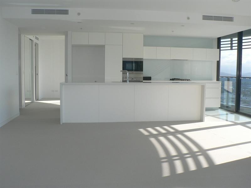 2801 Oracle 4 Charles Avenue, Broadbeach QLD 4218