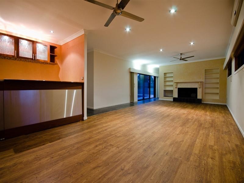 22 Wildwood Court, Surfers Paradise QLD 4217