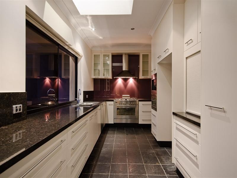 22 Wildwood Court, Surfers Paradise QLD 4217