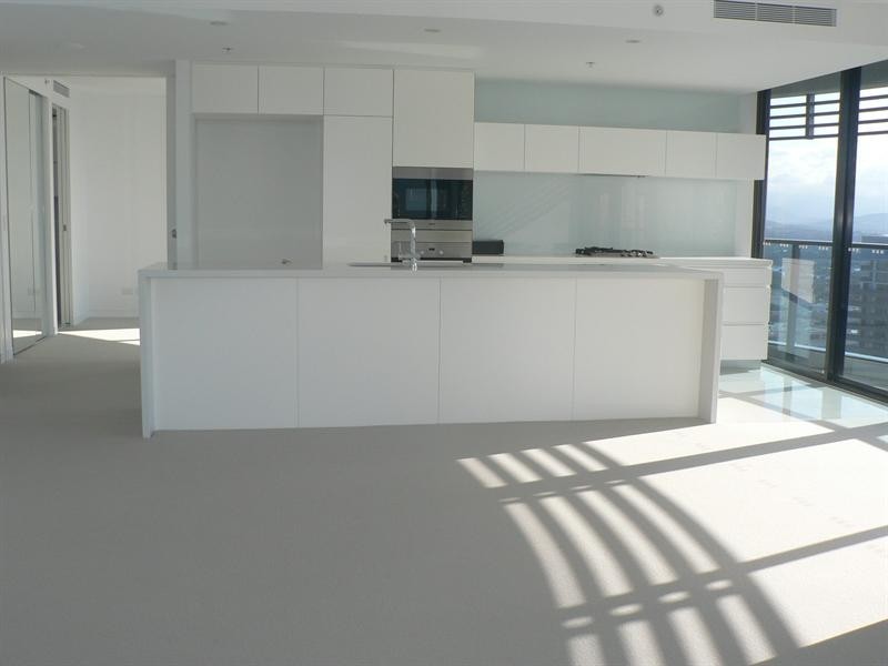 2801 “Oracle” 4 Charles Avenue, Broadbeach QLD 4218