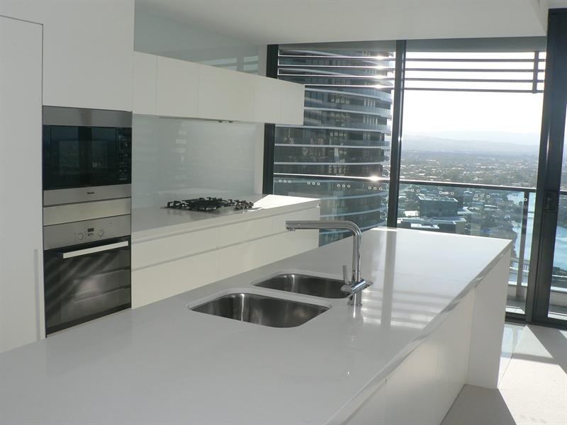 2801 “Oracle” 4 Charles Avenue, Broadbeach QLD 4218