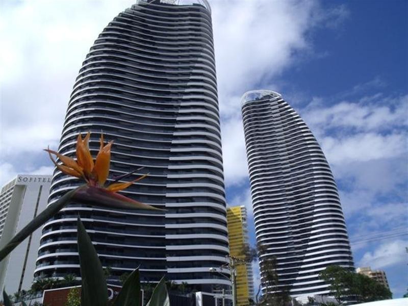 2801 “Oracle” 4 Charles Avenue, Broadbeach QLD 4218