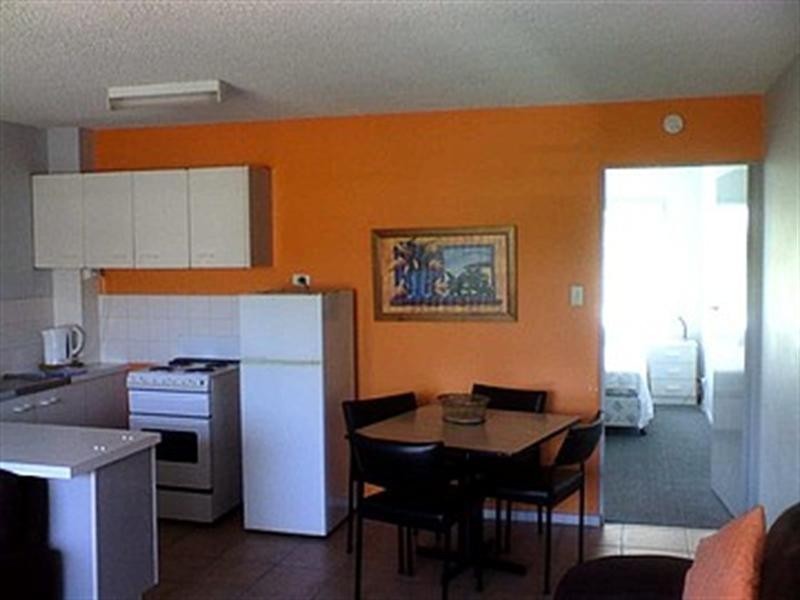 5/22 Leonard Avenue, Surfers Paradise QLD 4217