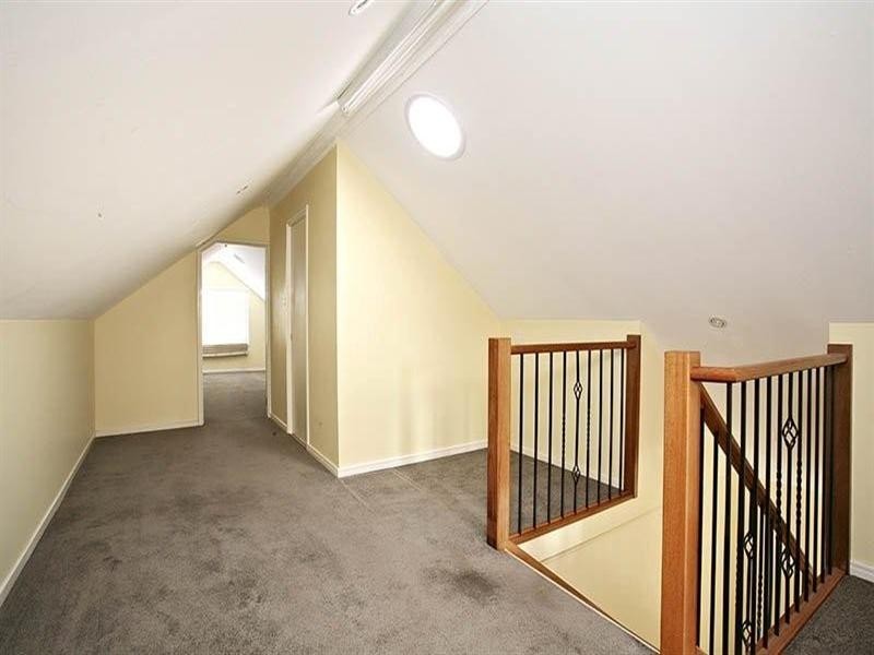 15 Ensenada Court, Broadbeach Waters QLD 4218