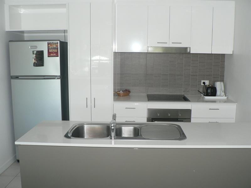 2308 Freshwater Point, Broadbeach QLD 4218