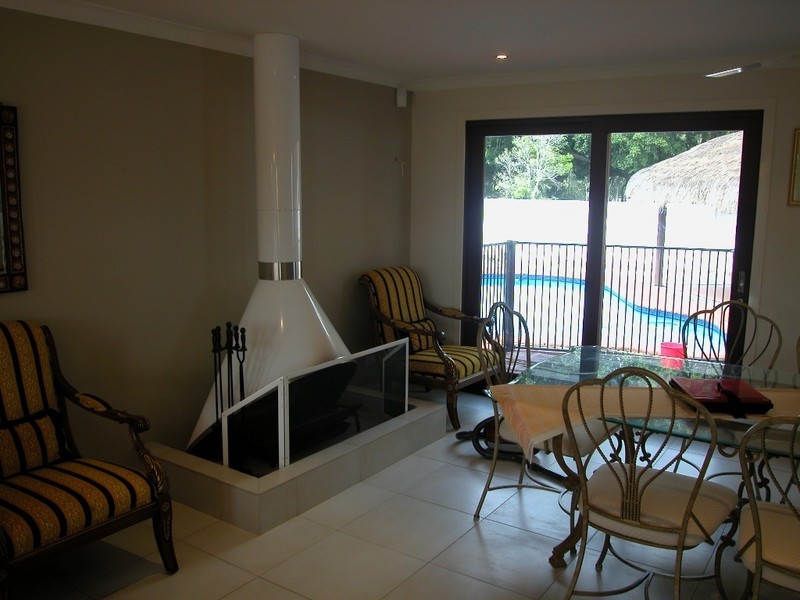 26 Cypress Drive, Broadbeach Waters QLD 4218