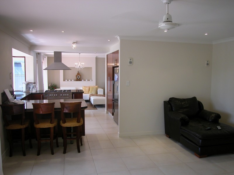 26 Cypress Drive, Broadbeach Waters QLD 4218