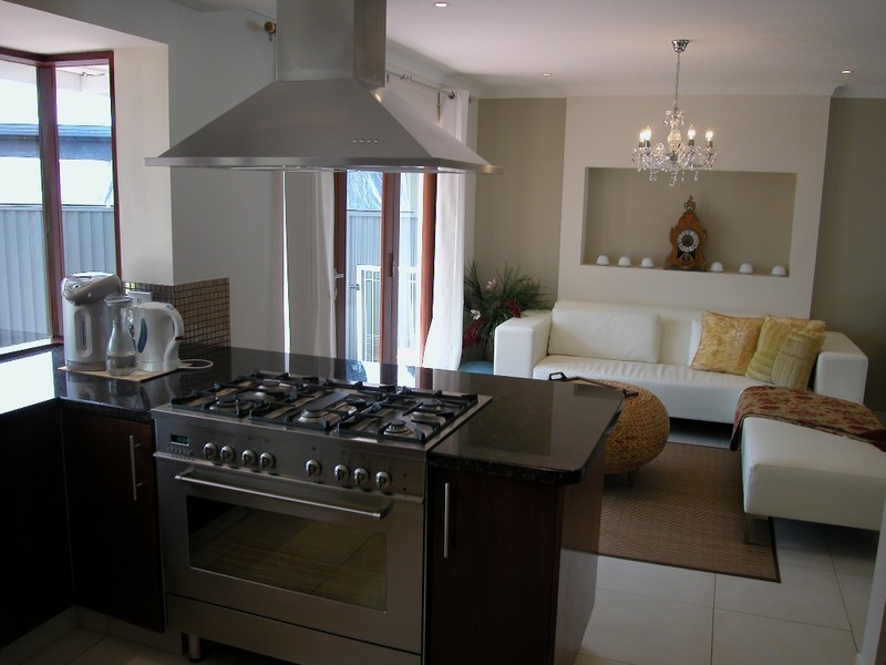 26 Cypress Drive, Broadbeach Waters QLD 4218