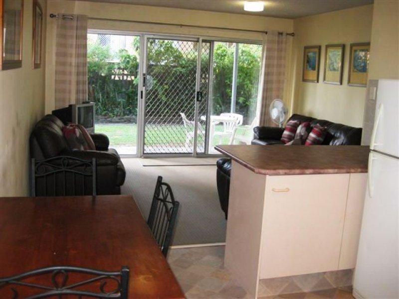 5/171 Old Burleigh Road, Broadbeach QLD 4218