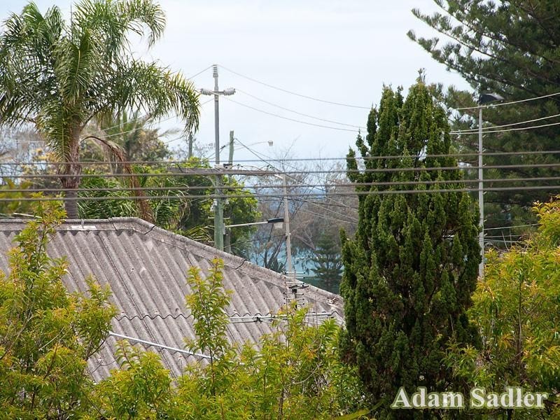 12 Linden Court, 21 Armrick Avenue, Broadbeach QLD 4218