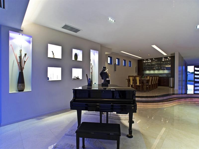 24 Nicklaus Court, Lakelands Estate, Merrimac QLD 4226