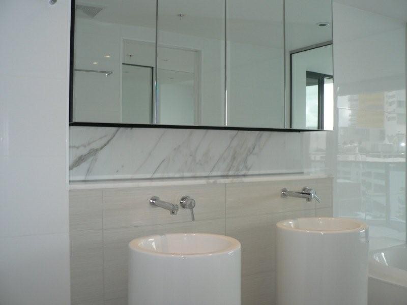 20605 4 Charles Avenue, Broadbeach QLD 4218