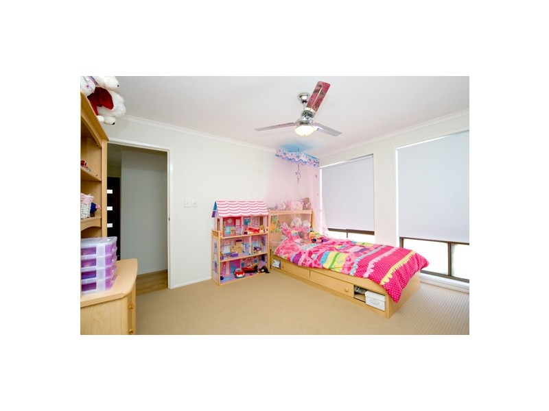 15 Tekapo Street, Broadbeach Waters QLD 4218