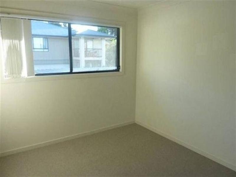 10/5 Faculty Drive, Mudgeeraba QLD 4213